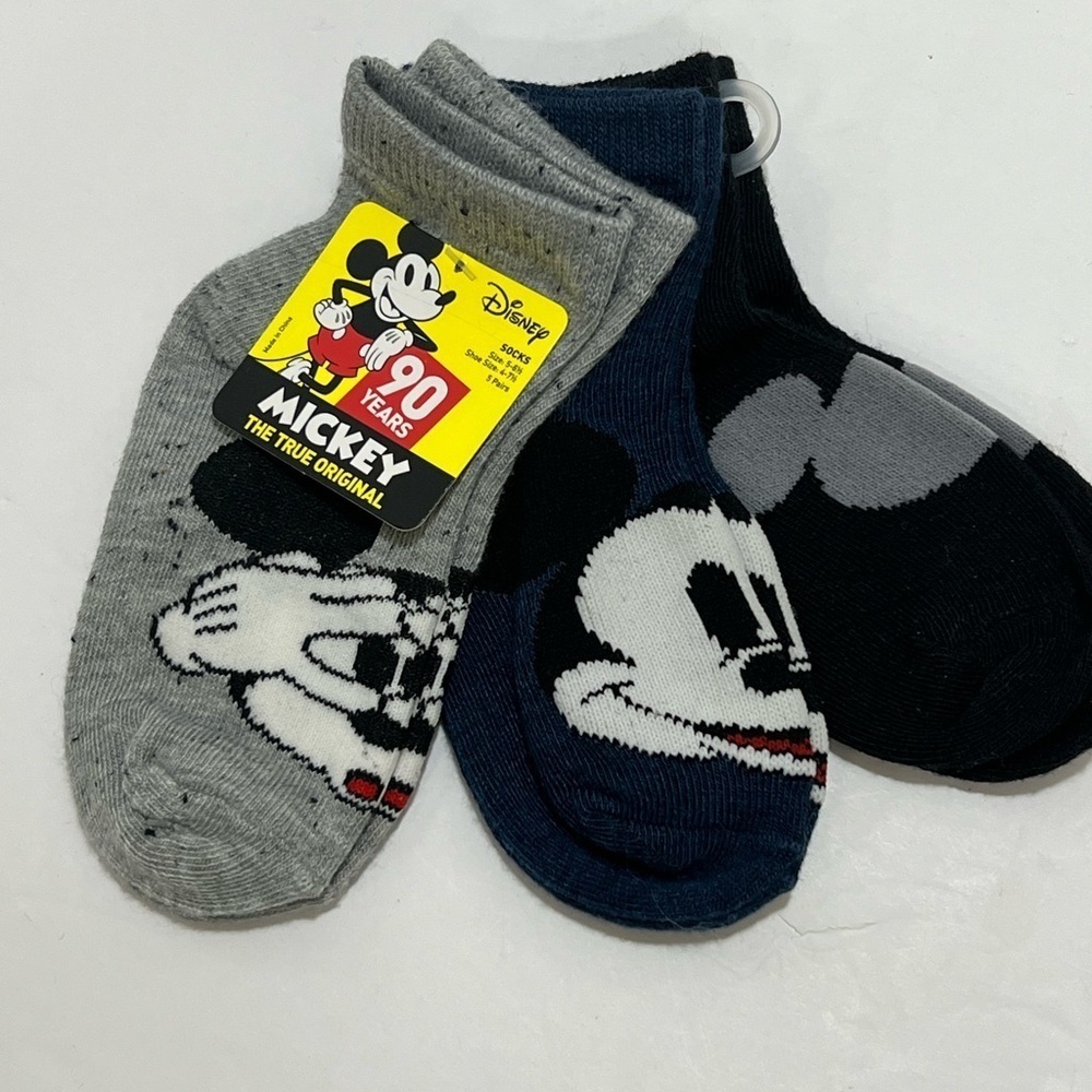 DISNEY🐭🖤 Mickey Mouse socks✨ 5 pairs🧦 size 5-6 1/2